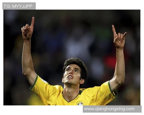 全球十大足球巨星精彩亮相 他们的个人风采与历史成就齐聚一堂